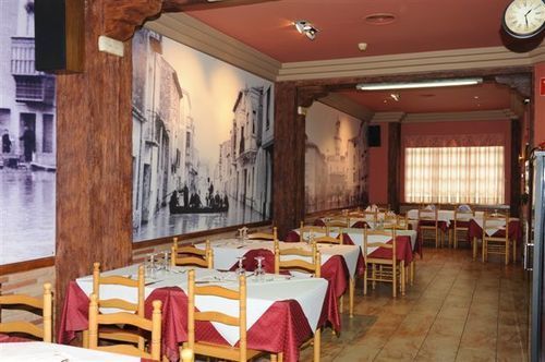 Hostal Venecia Azagra Екстериор снимка